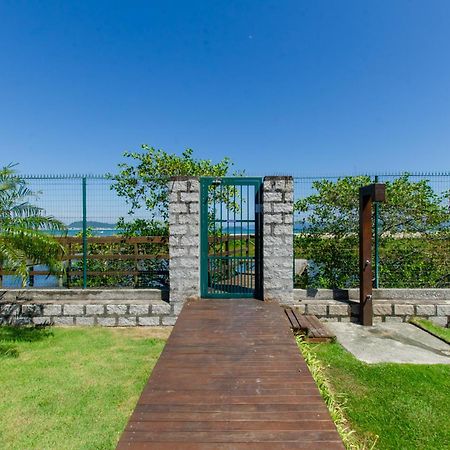 Apto Pe Na Areia Em Condominio Com Piscina N1298 Флорианополис Экстерьер фото
